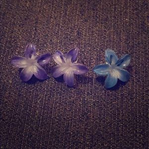 Flower barrettes